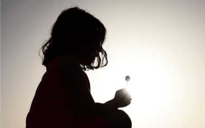 Le poids des mots du passé : comment s’en libérer durablement grâce à la thérapie brève ?