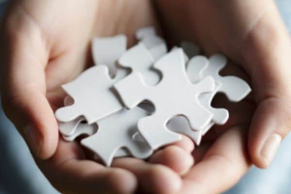 Détails du fichier joint Caroline-Deniaux-Therapie-breve-Coaching-Hypnose-PNL-DMO-developper-ses-competences-Briouze