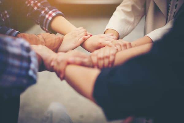 Coaching-Hypnose-PNL-ameliorer-ses-relations-sa-communication-Briouze